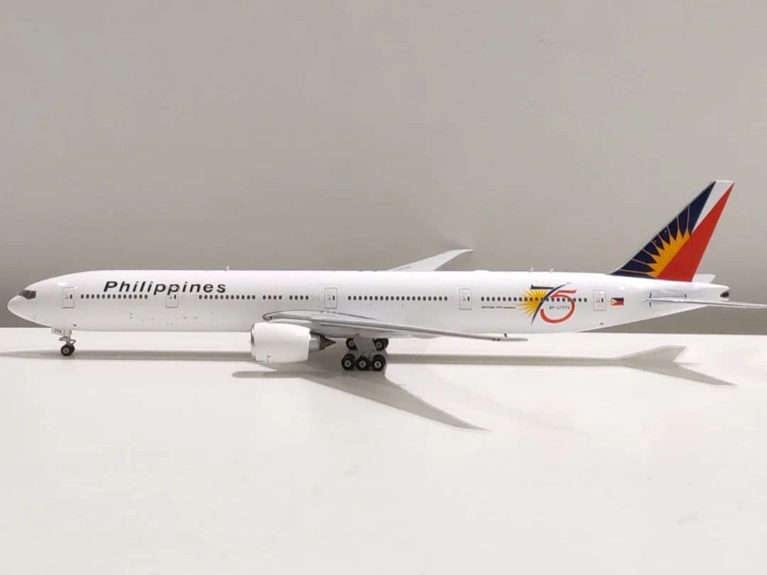 フィリピン航空 ボーイング777 1/400