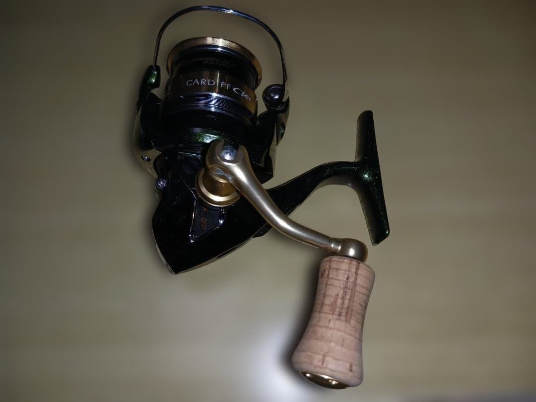 【超美品】シマノ 12カーディフCI4+ C2000HGS