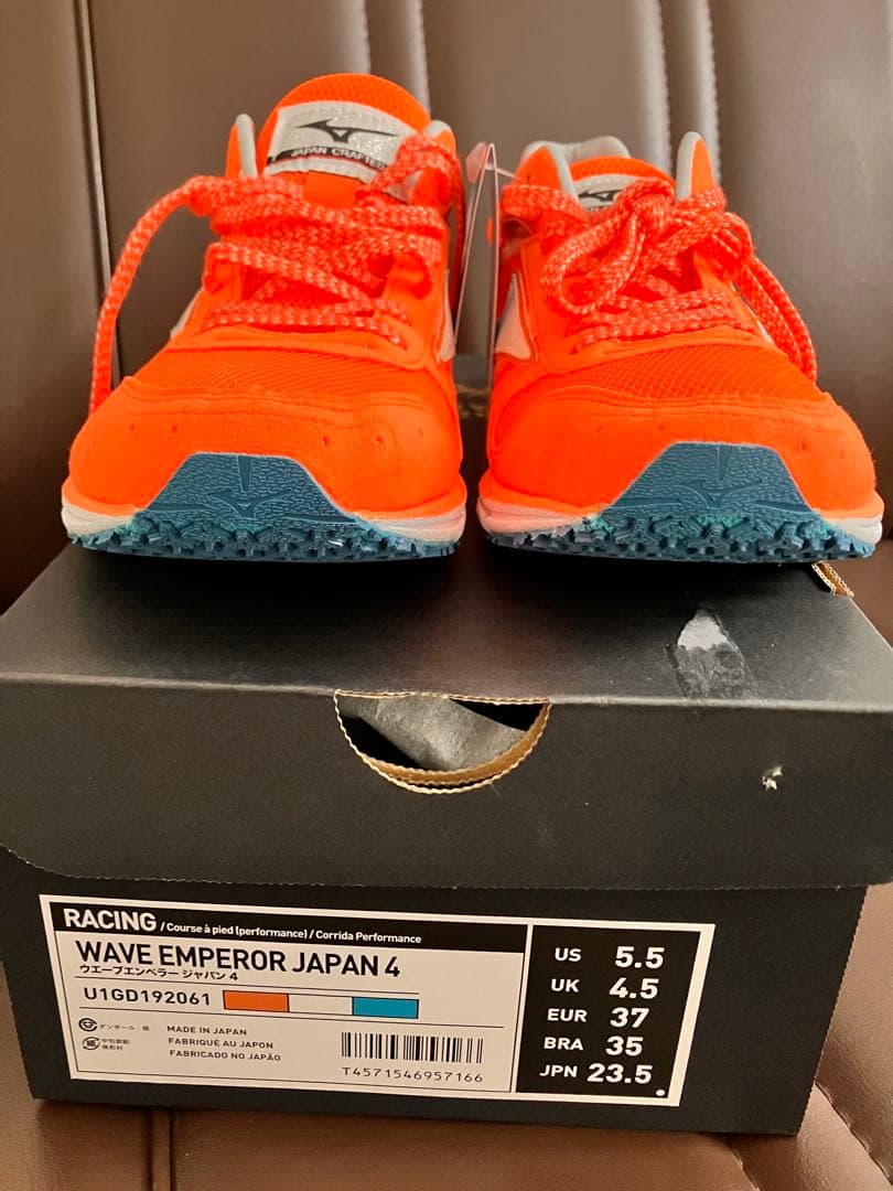 Mizuno Wave Emperor Japan 4 23.5cm オレンジ