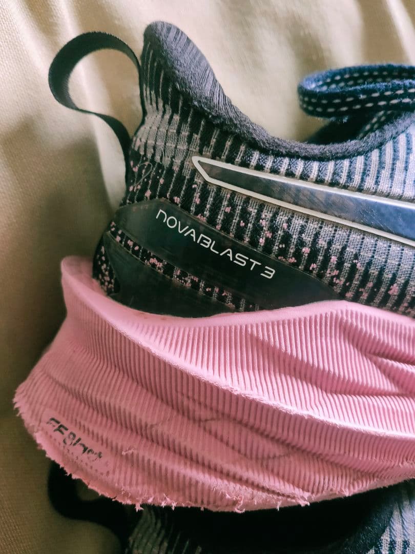 スパイク・シューズ ASICSNOVABLAST3 24.0cm