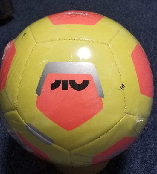 サッカー、ボール、NIKE製、5号球、新品