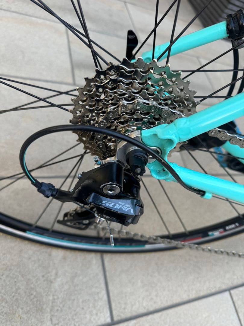 BIANCHI vianirone7ロードバイク自転車