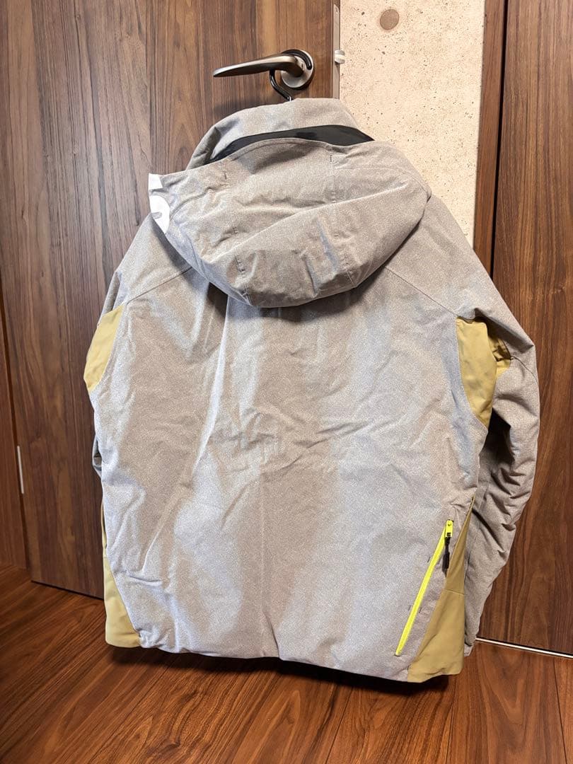 週末価格　[美品] デサント スキージャケット Lサイズ