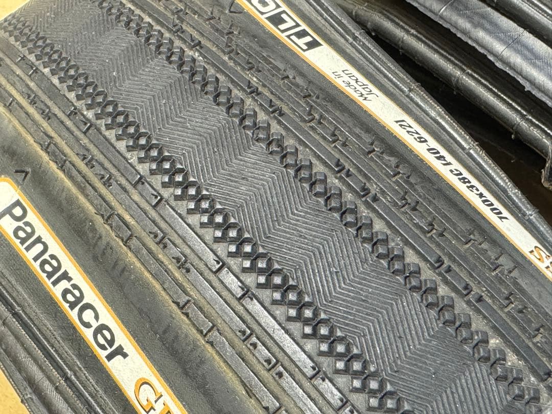 グラベルキングSS TLC 700×38C