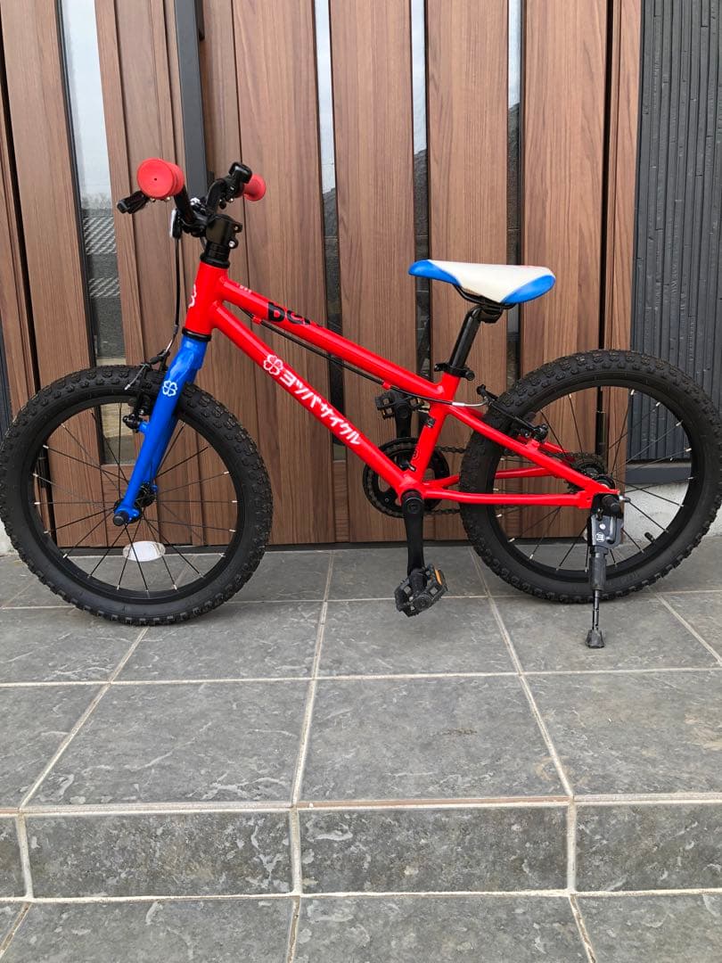 ヨツバサイクル　18インチ　ヒーローレッド　完全室内保管