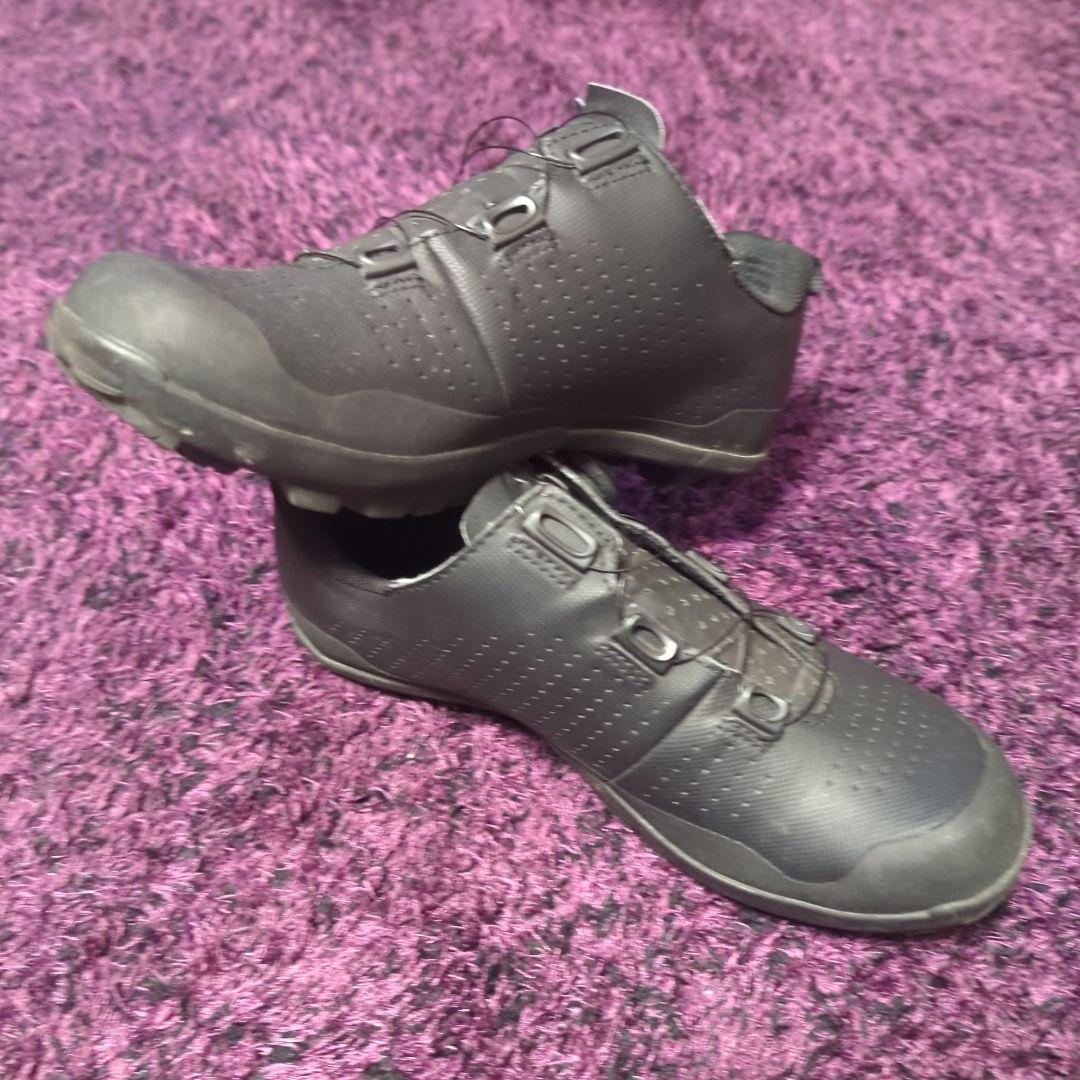 ウェア fizik terra atras