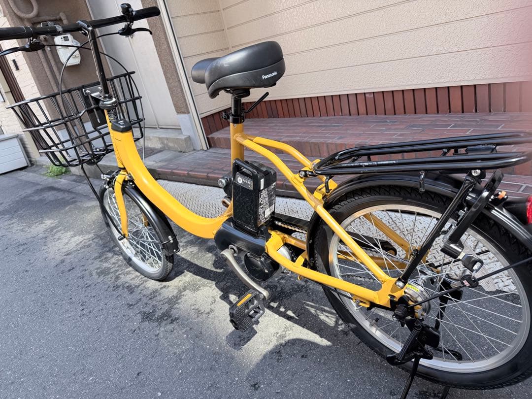 イエロー 電動アシスト自転車 前バスケット付き