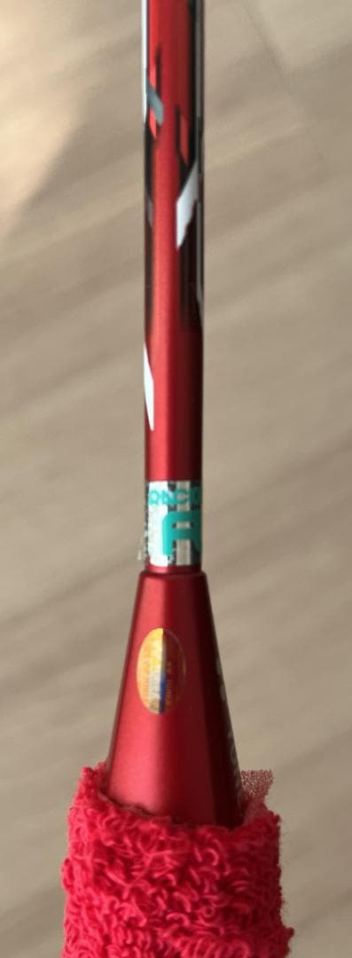 【美品】YONEX ナノフレア700（NANOFLARE 700） 5UG5