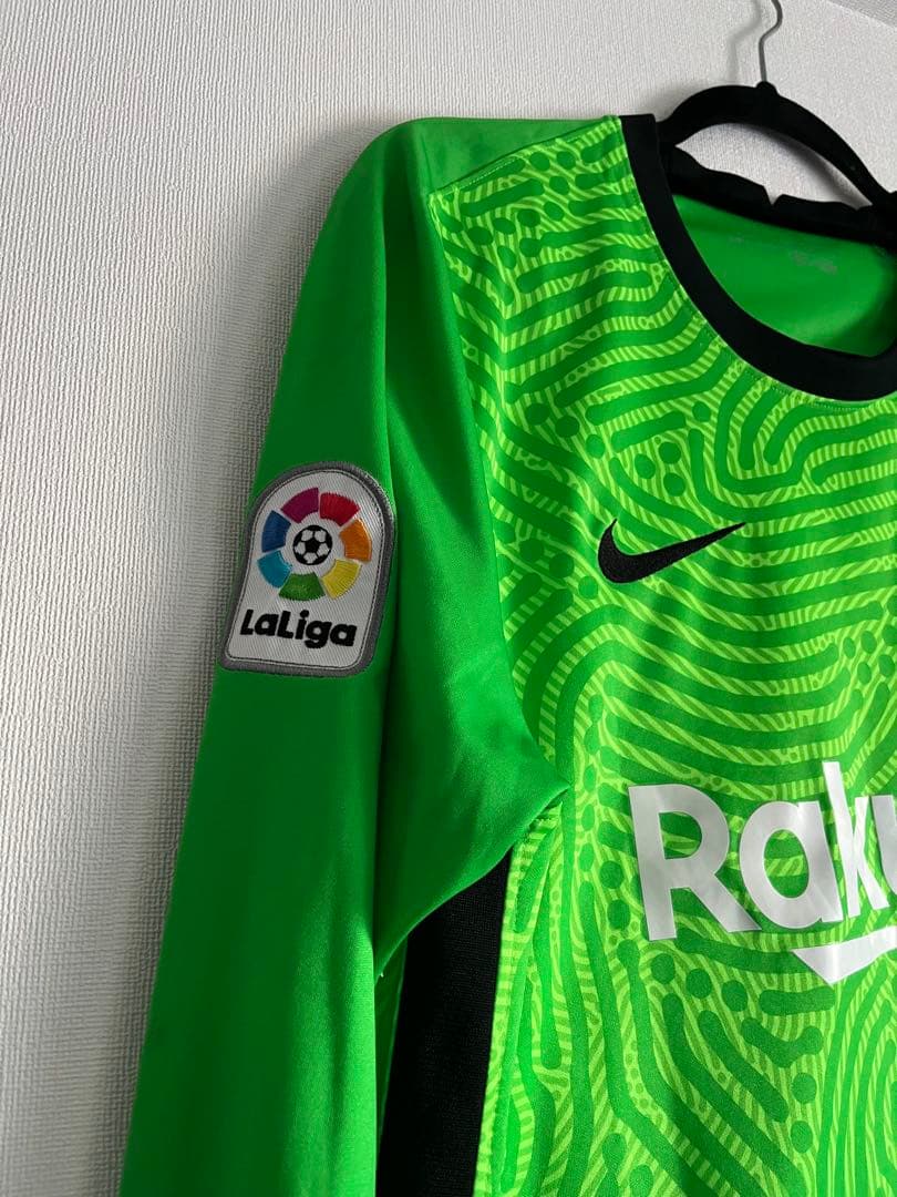 サッカー　バルセロナ 20/21 ユニフォーム 長袖ゴールキーパー