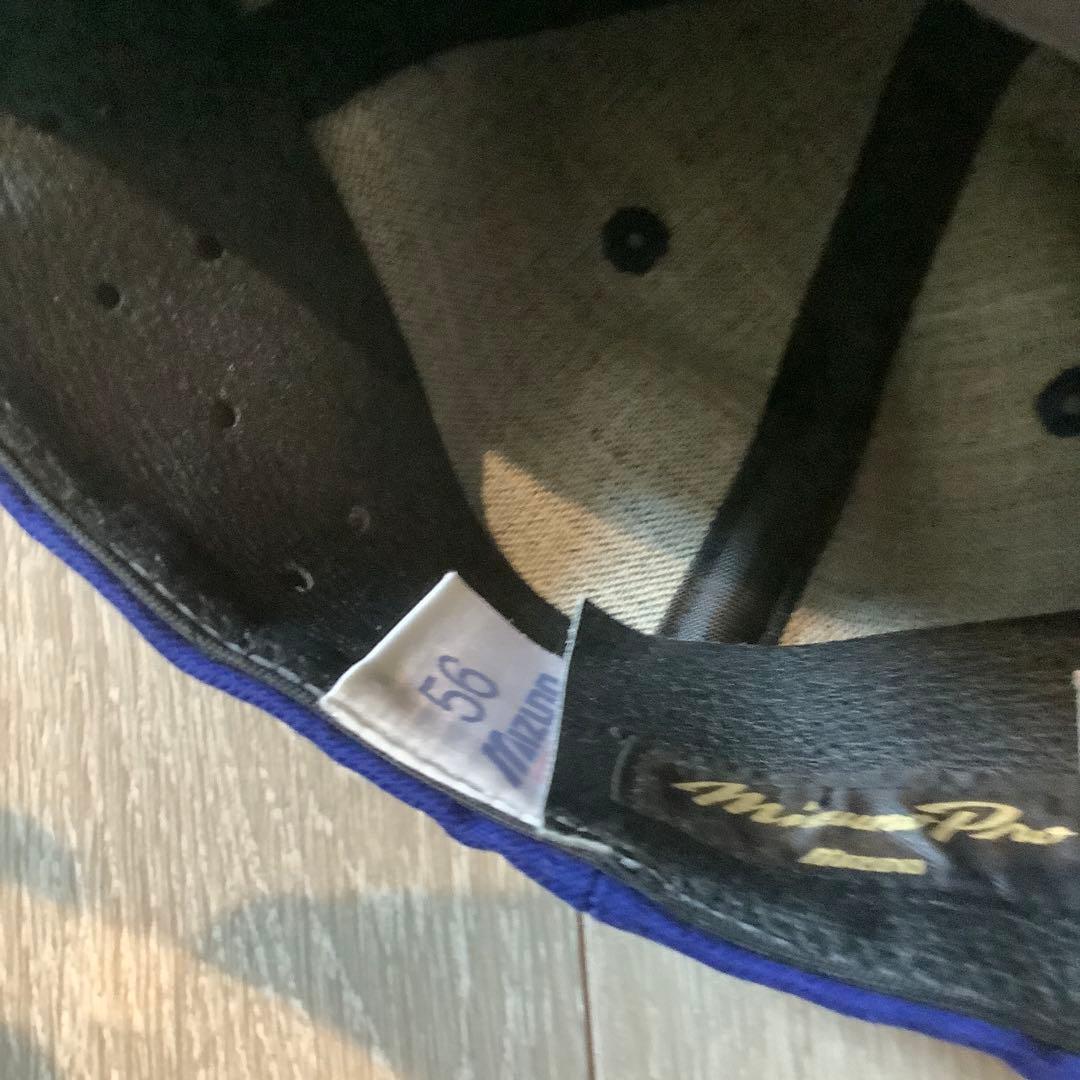応援グッズ LEON_with_NIKITA