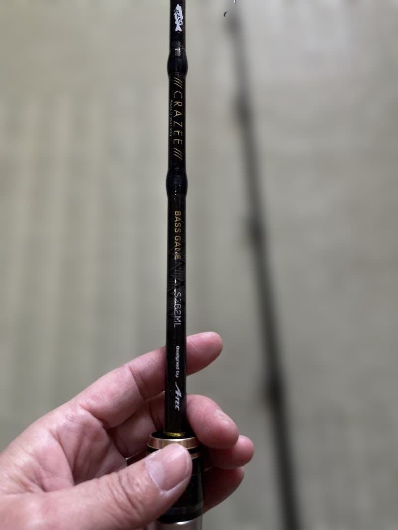 カーボンファイバー バスロッド 黒