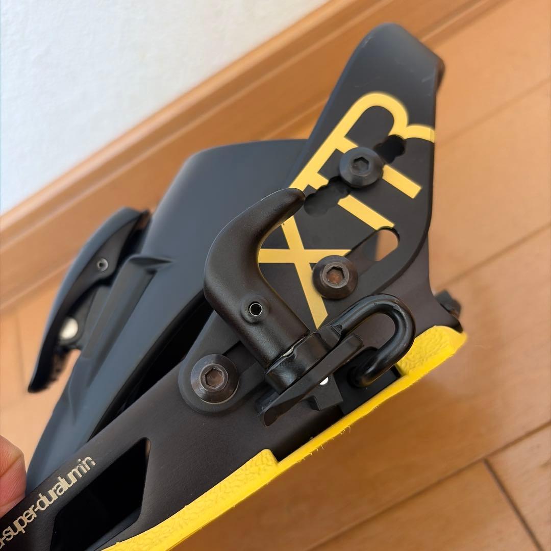 ヨネックスアキュブレードバインディング ヨネックスブーツ24cm