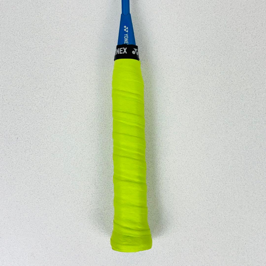 極美品✨ YONEXバドミントンラケット　アークセイバー3 ARCSABER 3