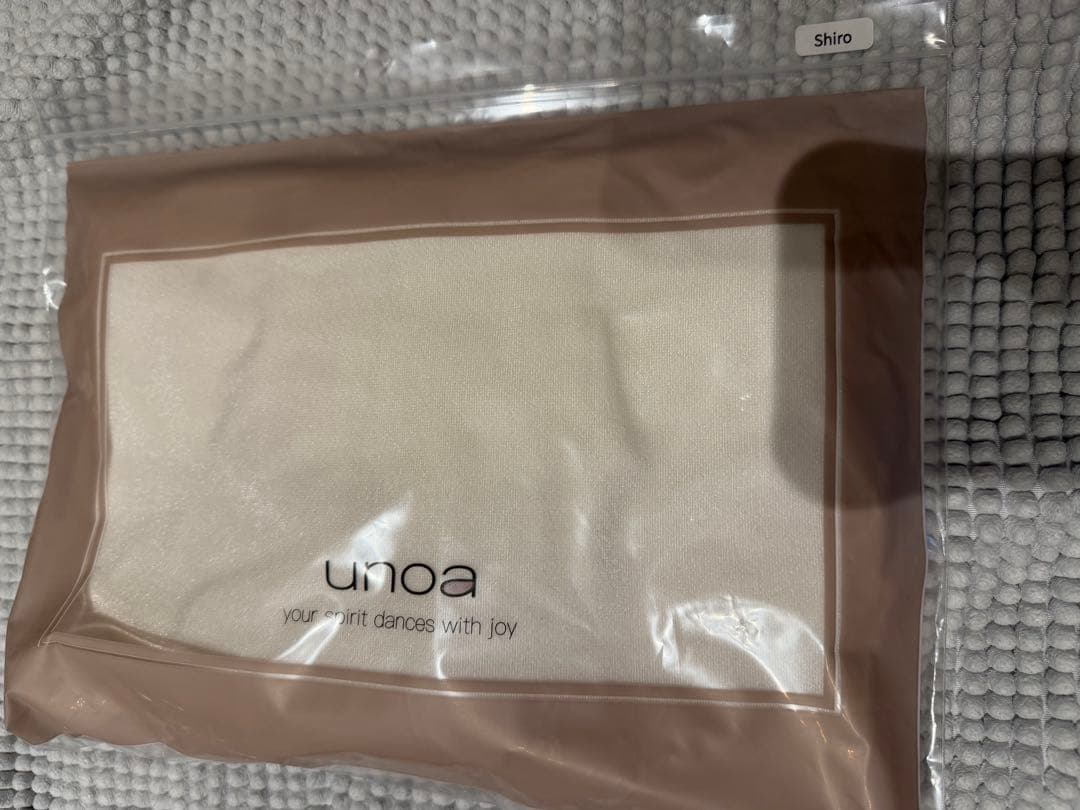 お得 新品 Free size unoa ウノア バレエ トップス ベロア