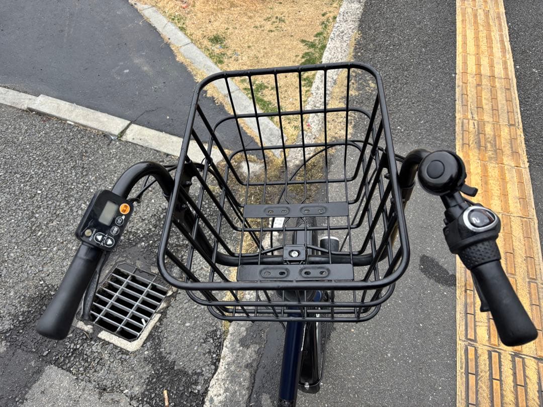 中古Panasonic電動アシスト自転車　8Ah 大阪　084