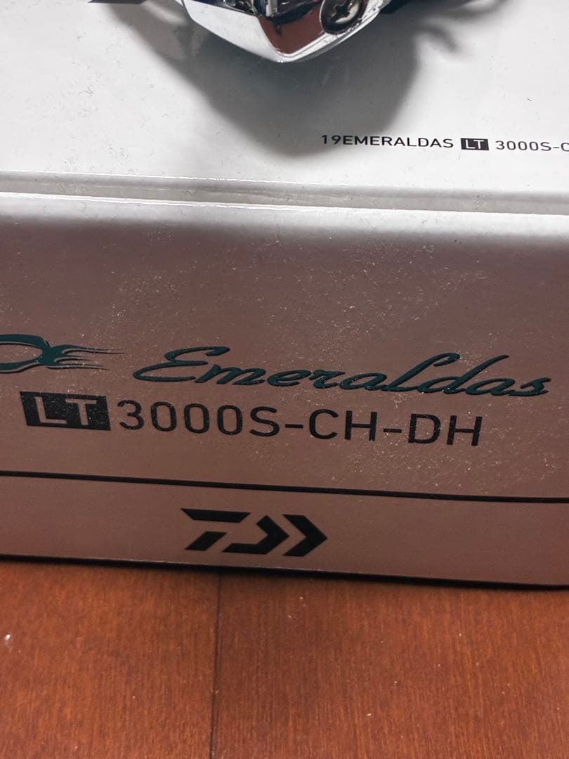 Daiwa Emeraldas LT 3000S-CH-DH ジャンク品