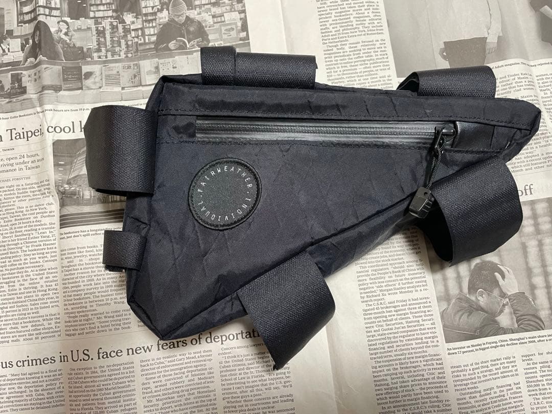 フェアウェザー　コーナーバッグ　ステムバッグ X-PAC 黒　BLUE LUG