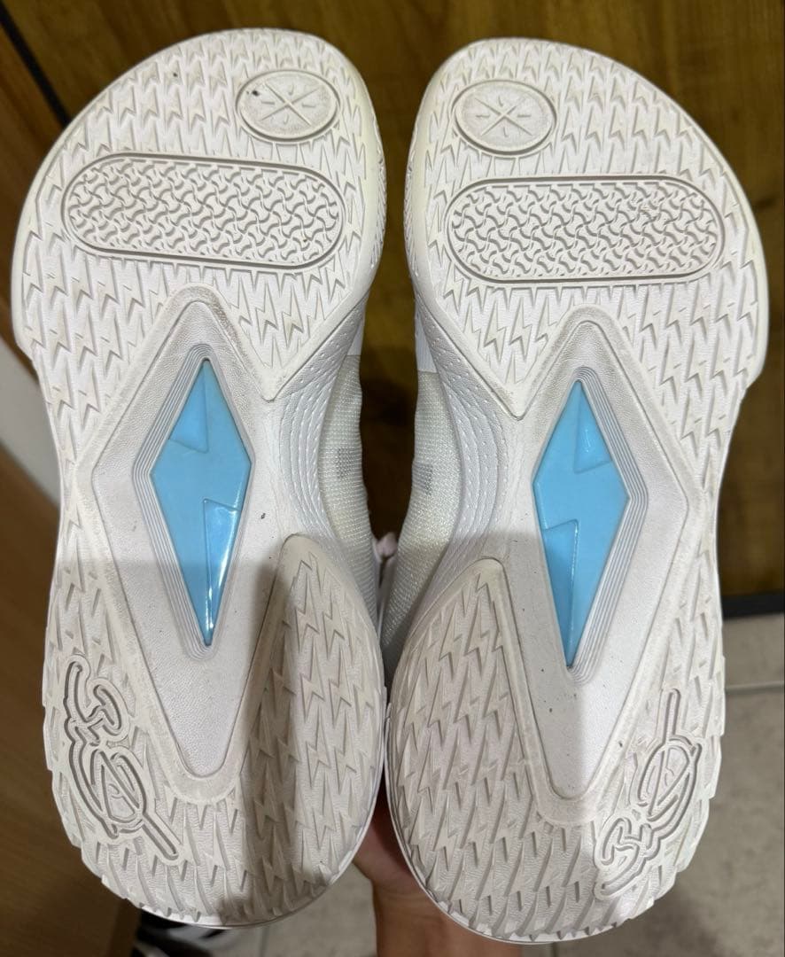 シューズ(男性用) Li-Ning Wade Flash \"Raz Fuego
