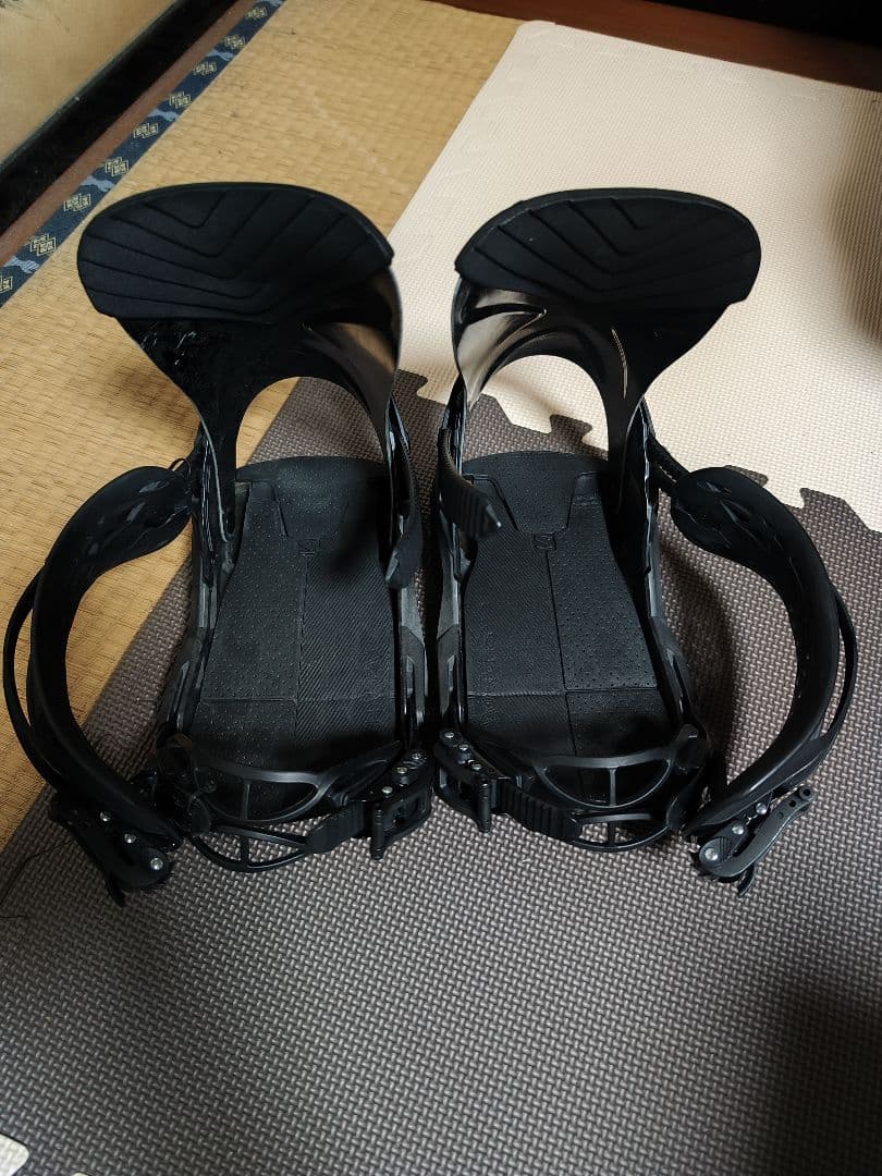 SALOMON Quantum ビンディング ブラック Mサイズ