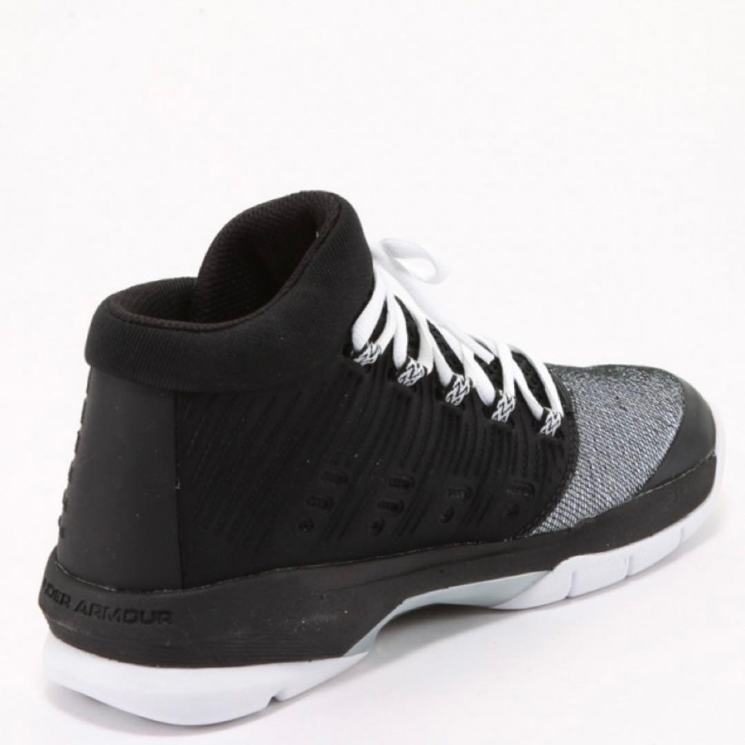 UNDER ARMOUR UA NXT Nihon スニーカー バスケット