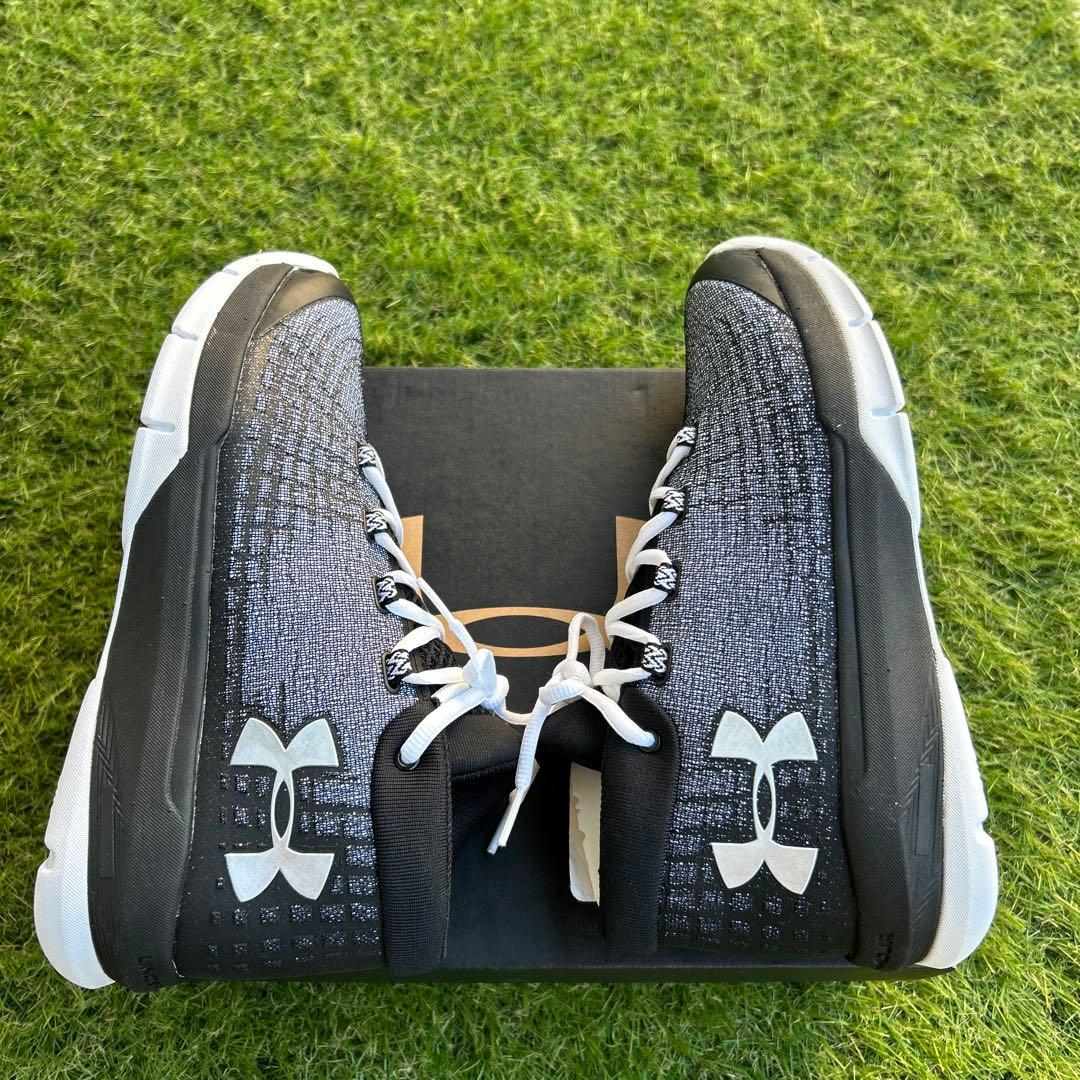 UNDER ARMOUR UA NXT Nihon スニーカー バスケット