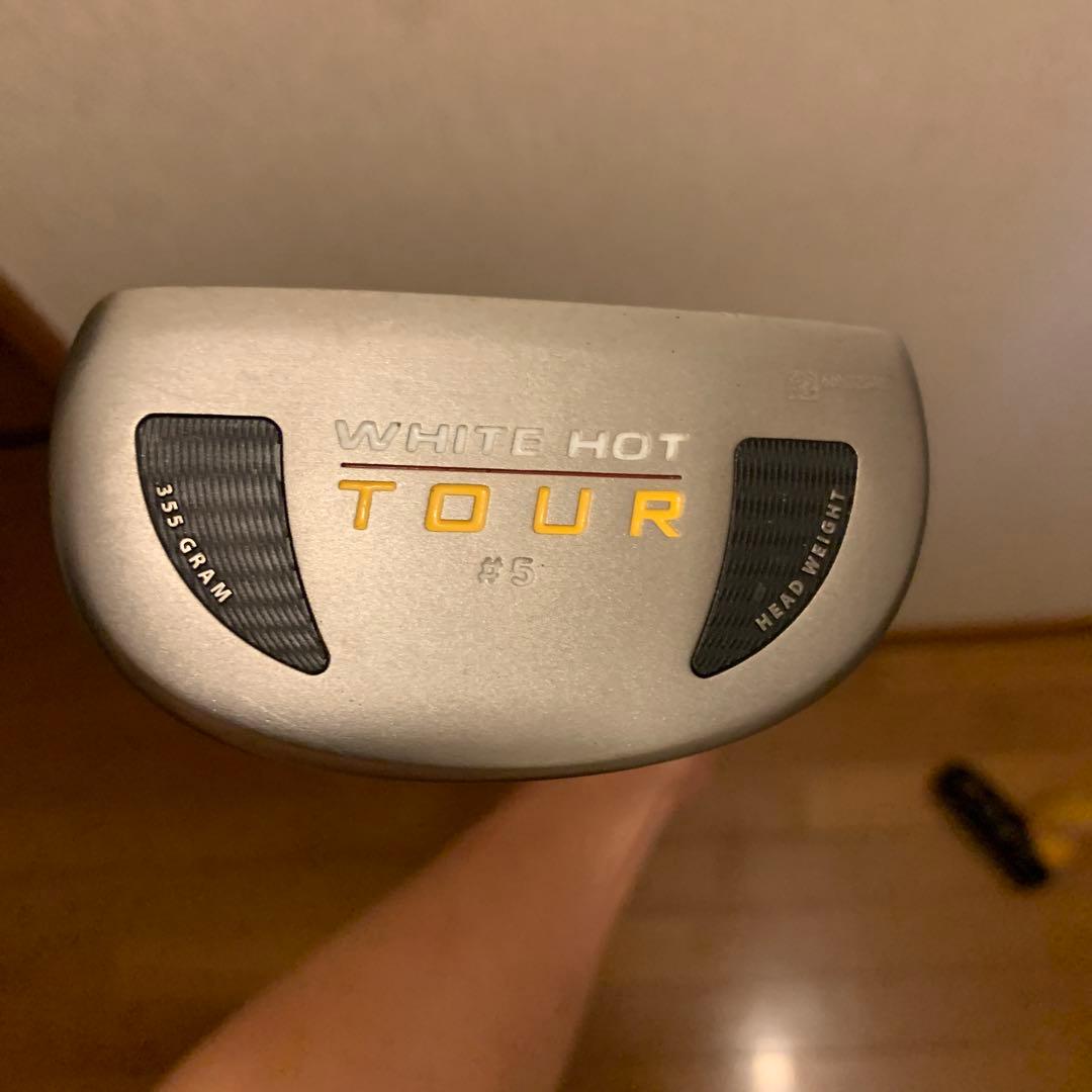 Odyssey カバー　パター Super Strokeグリップ
