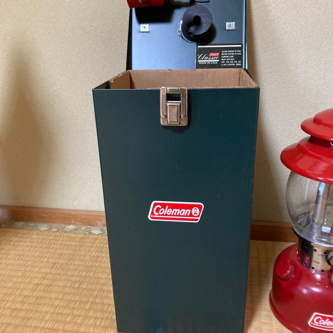 Coleman Model 200A レッドランタン 収納ボックス付き