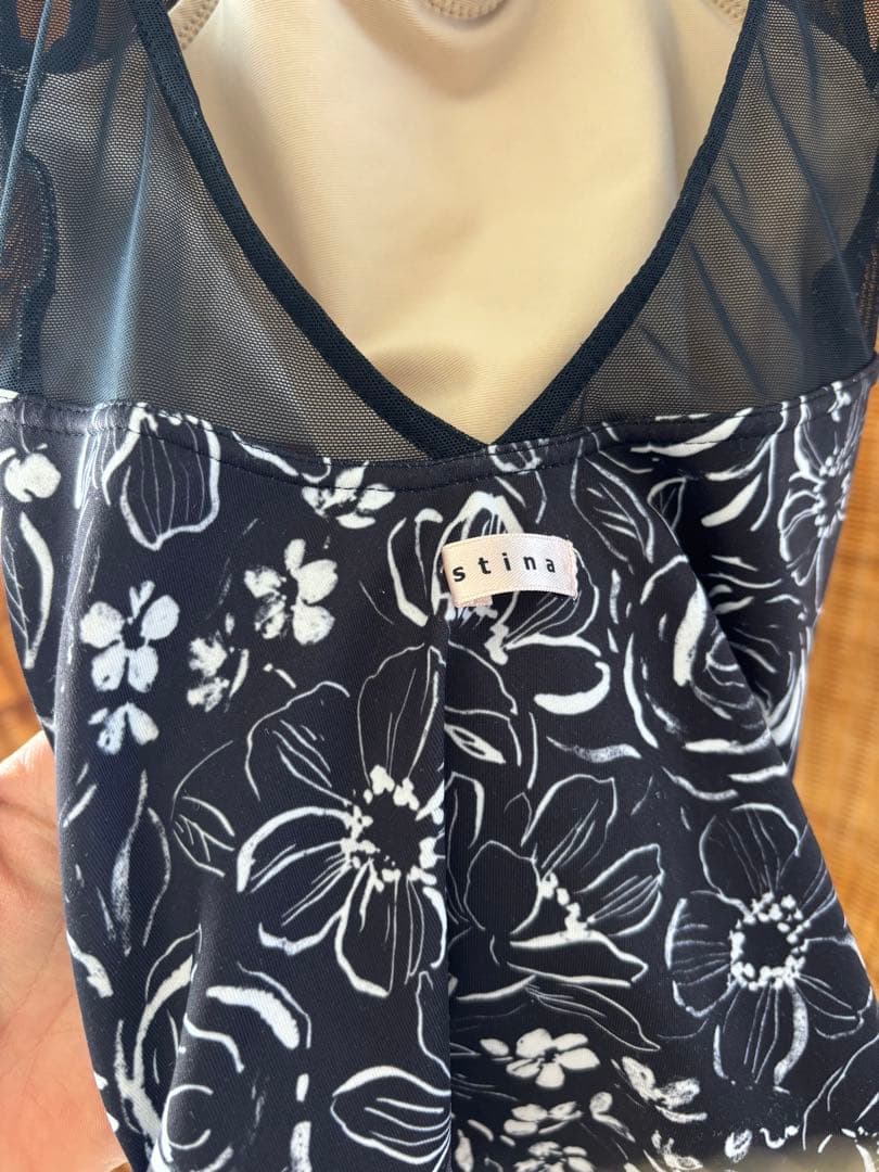 美品　stina スティナ レオタード キッズ Jr.P 120-130