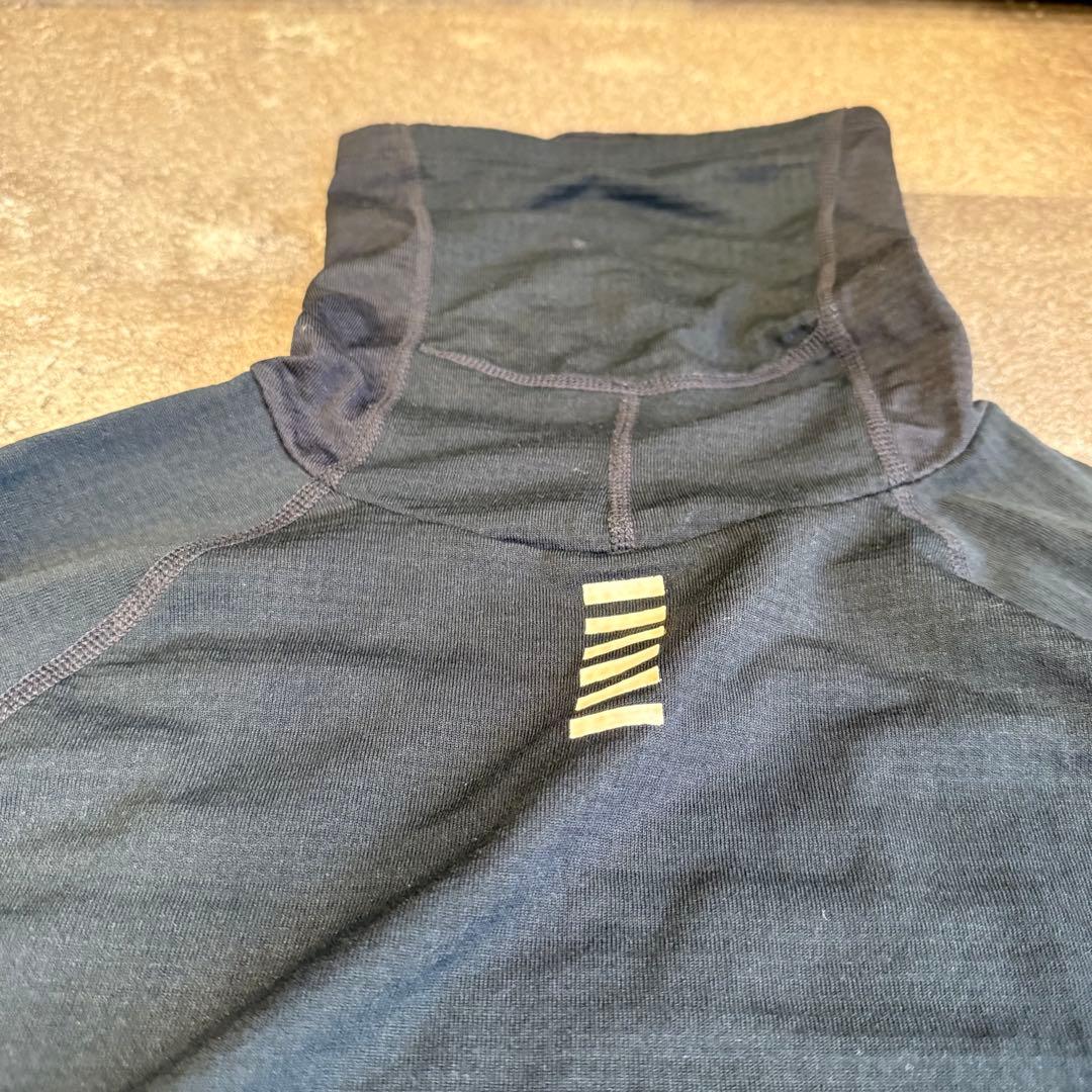rapha ハイネックアンダーシャツ ブラック