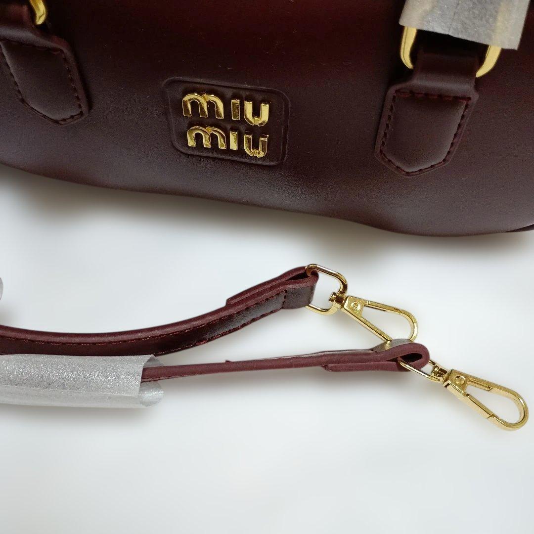 miu miu ミュウミュウ　バッグ　ノベルティ