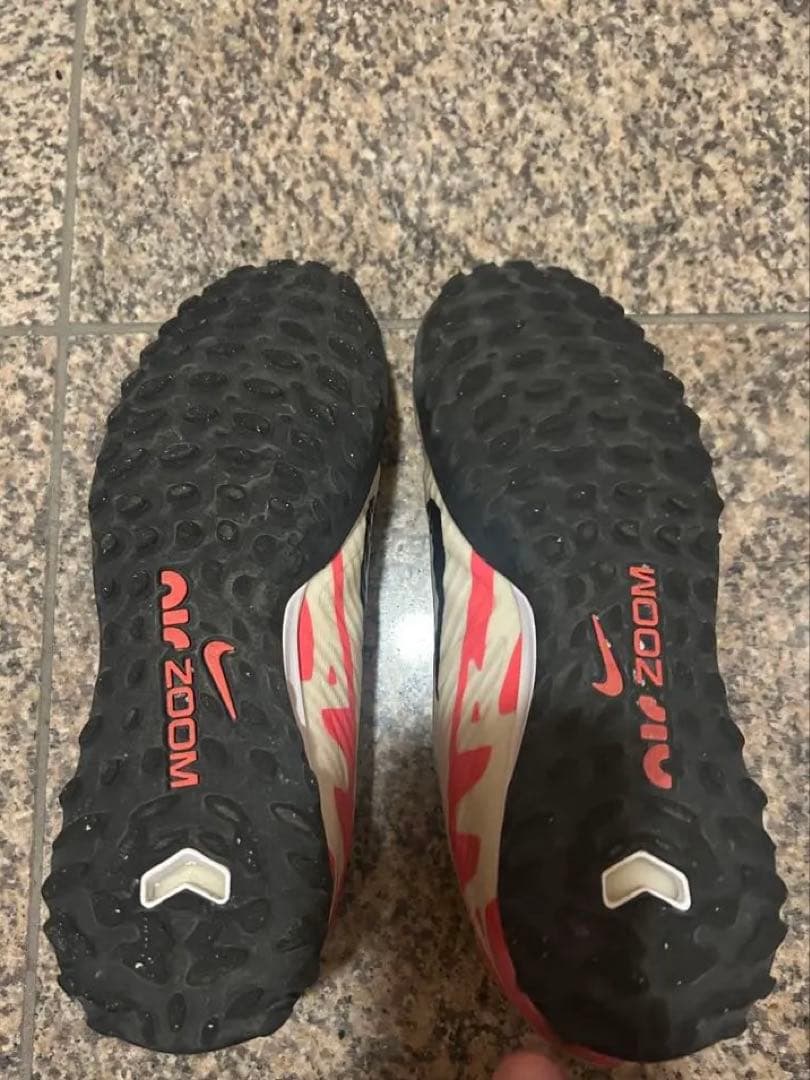 Nike Air Zoom サッカーシューズ