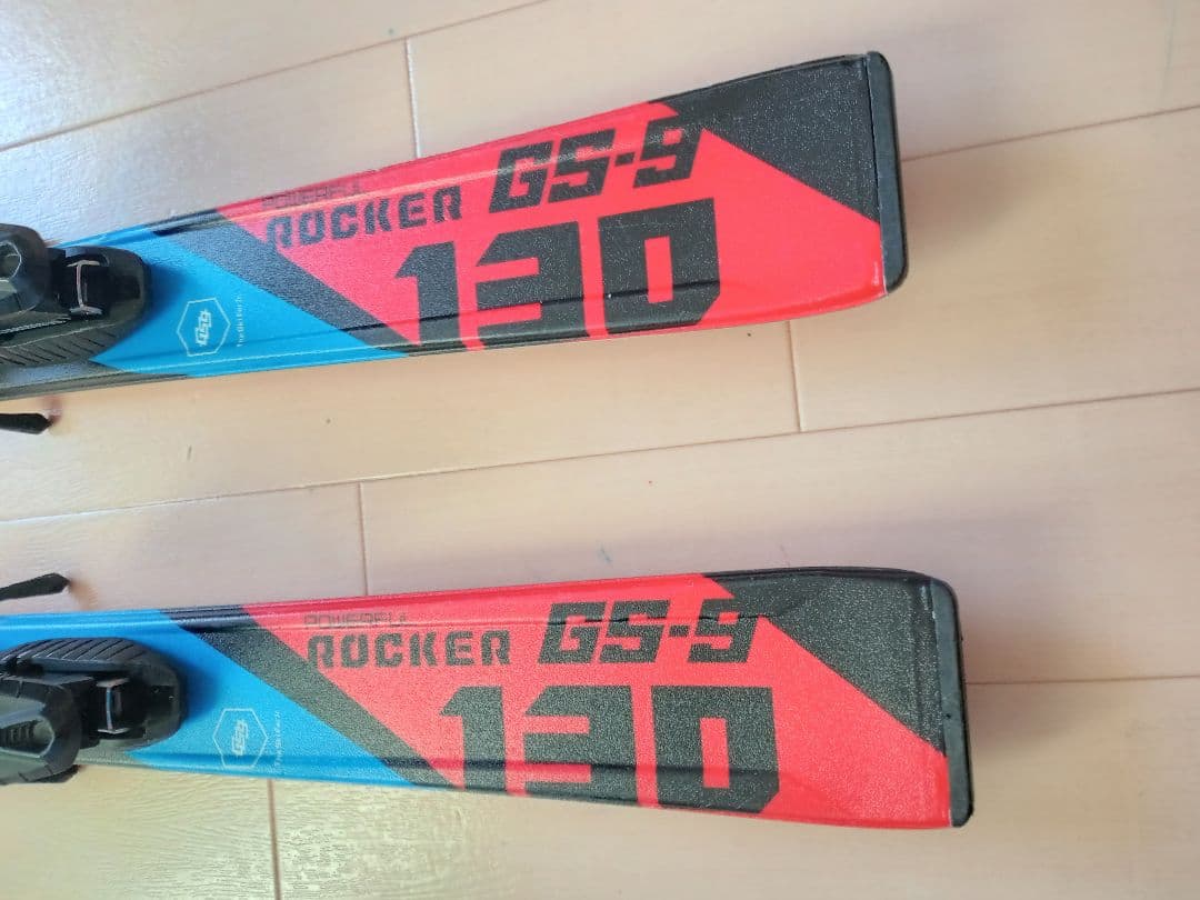 130cm ROCKER GS-9 子供用スキー、ジュニアSサイズ手袋のセット