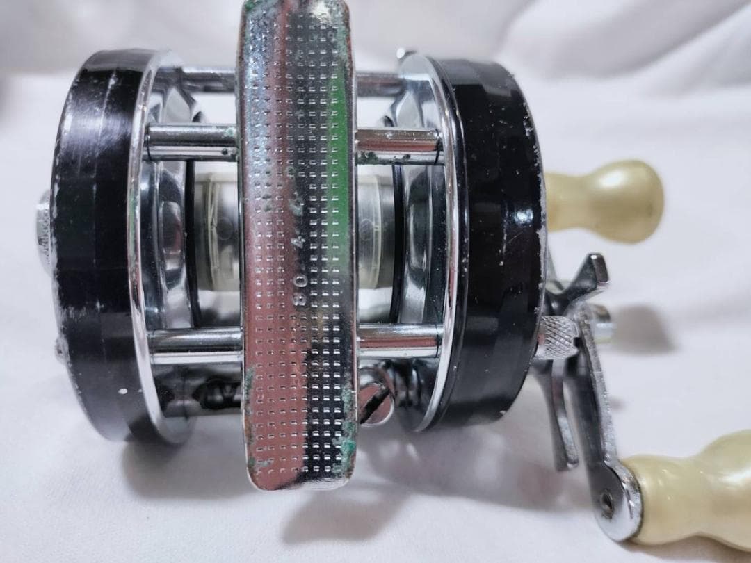 アブガルシア　アンバサダー5000C 　ビンテージ　リール abu 　ブラック