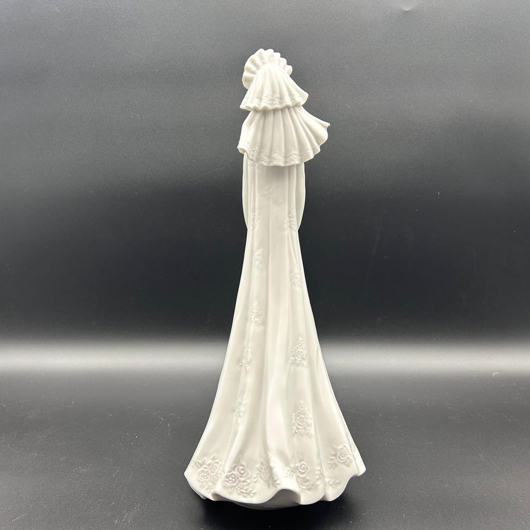 【未使用級】Lladro リヤドロ No.6329 幸への道　置物　花束　ブーケ