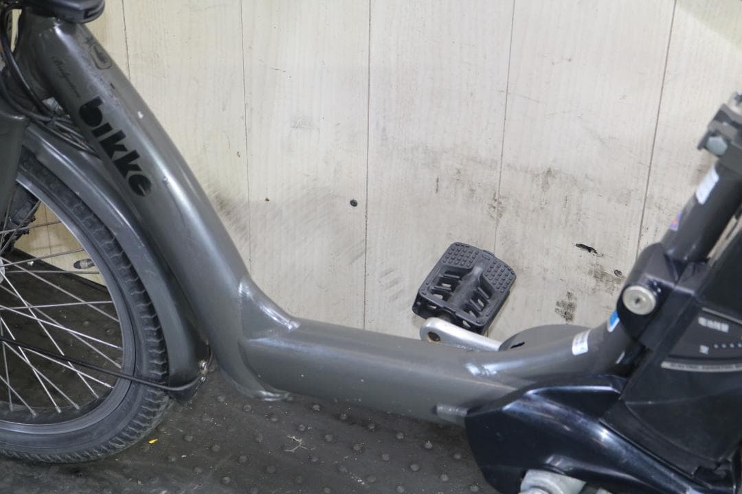 ブリヂストンbikke POLAR e BP0D37 20型 LED 8.9AH