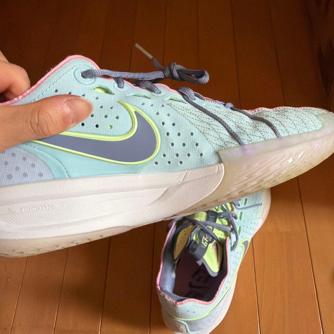 Nike gtcut3バスケットボールシューズ