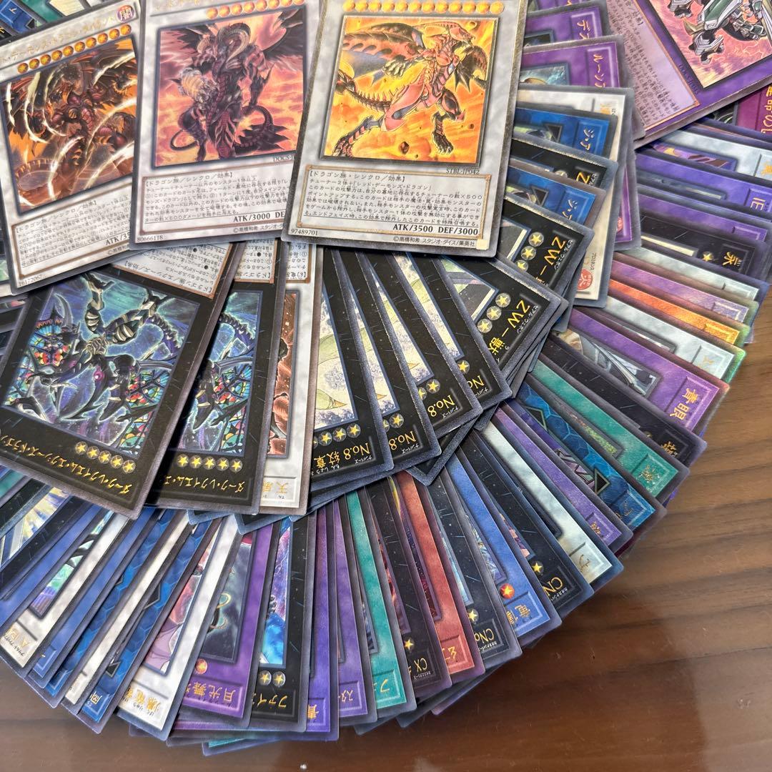 遊戯王 レリーフまとめ売り 遊戯王　レリーフ　160枚以上まとめ売り