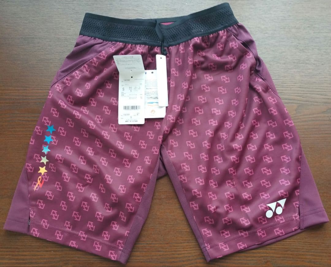 ヨネックス バドミントンハーフパンツ ワインレッド（リンダンモデル）新品未使用