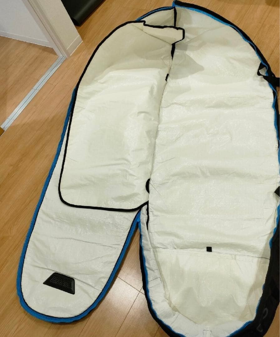 FCS6'3 ハードケース　2枚入り