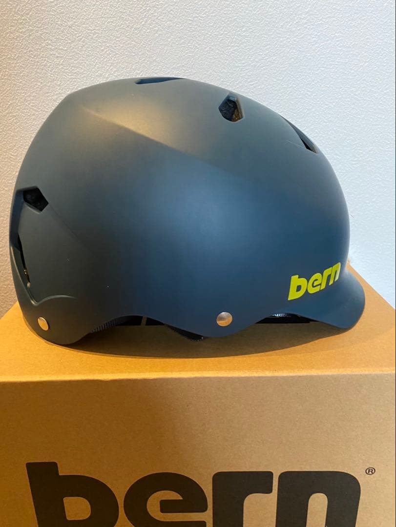 【新品】バーンヘルメット bern WATTS XXL（JAPAN FIT）
