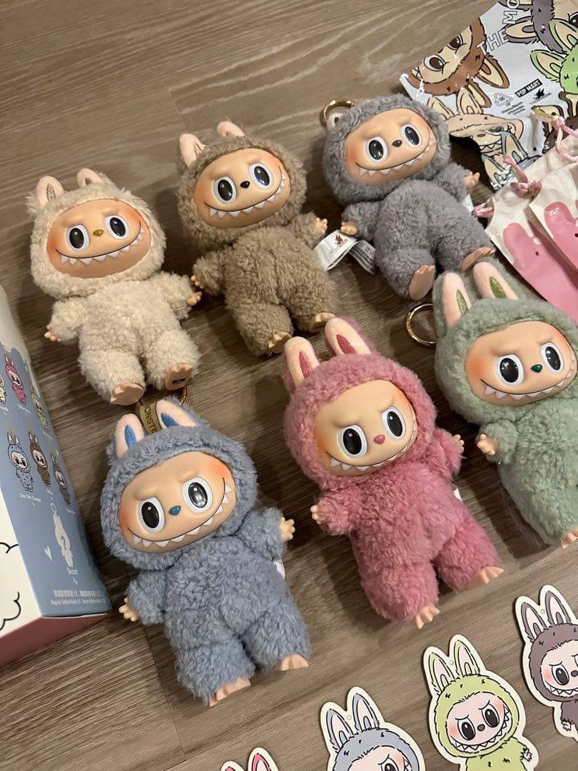 美品　POP MART ラブブ マカロン 6体セット 正規品