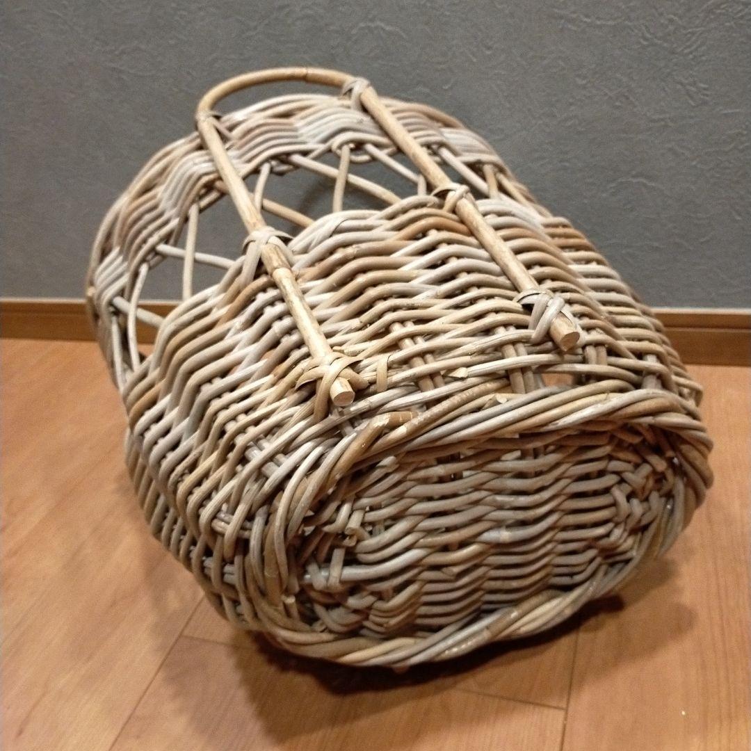 バスケット　かご　大きめ　ACTUS