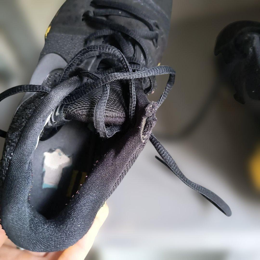 Nike バスケットボールシューズ カイリー３