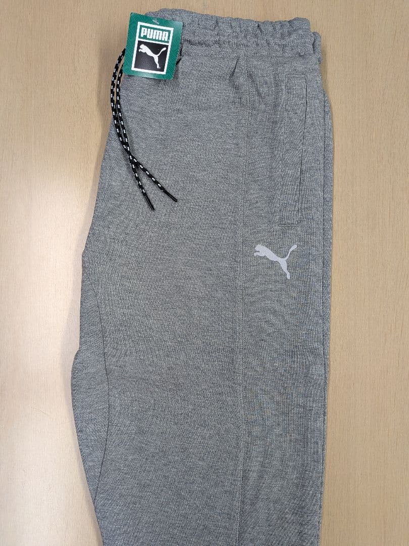 【新品・未使用】PUMA グレー ジャージパンツ