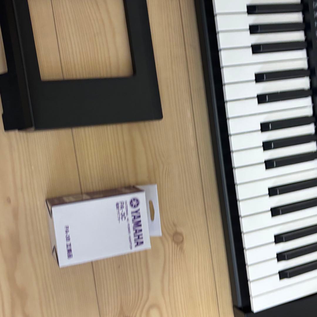 【極美品】YAMAHA PSR-E273 電子ピアノ　ヤマハ　キーボード