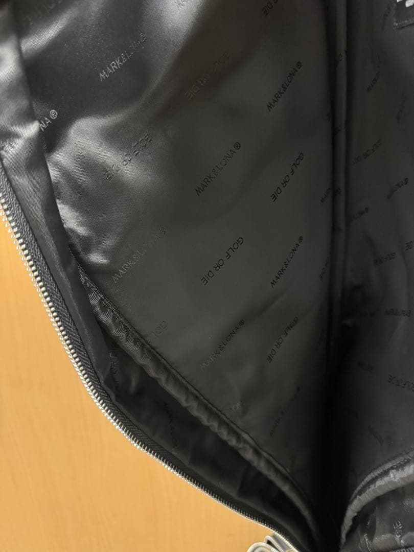 マークアンドロナ スカルデザインCray llic Range Case