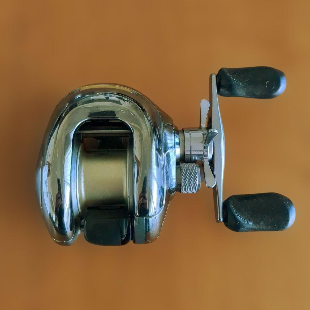 SHIMANO アンタレス ベイトリール 専用カバー付き