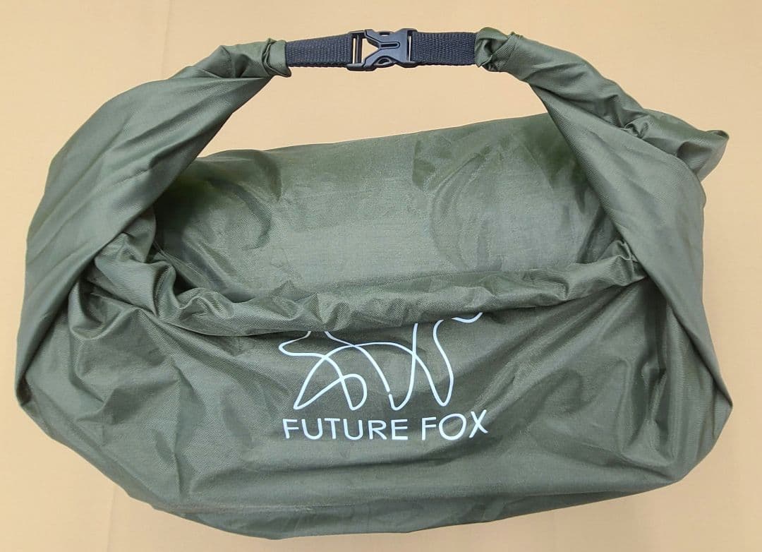 FUTURE FOX スリーピングマット オリーブグリーン