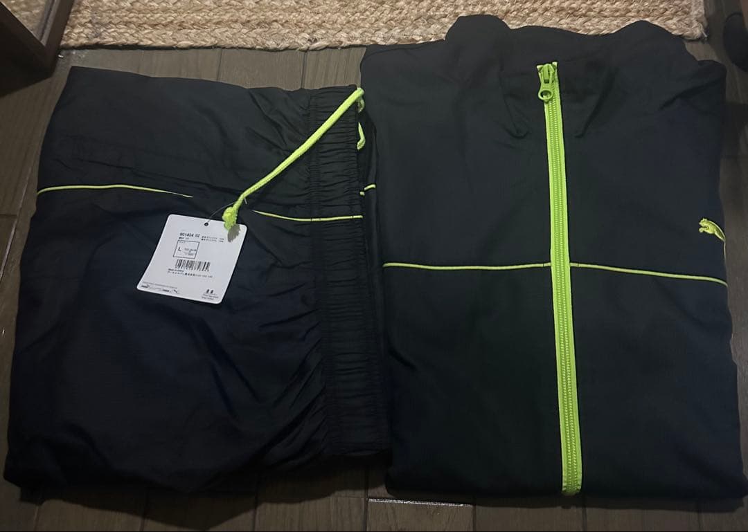 PUMA ジャージ　セットアップ　パンツ未使用