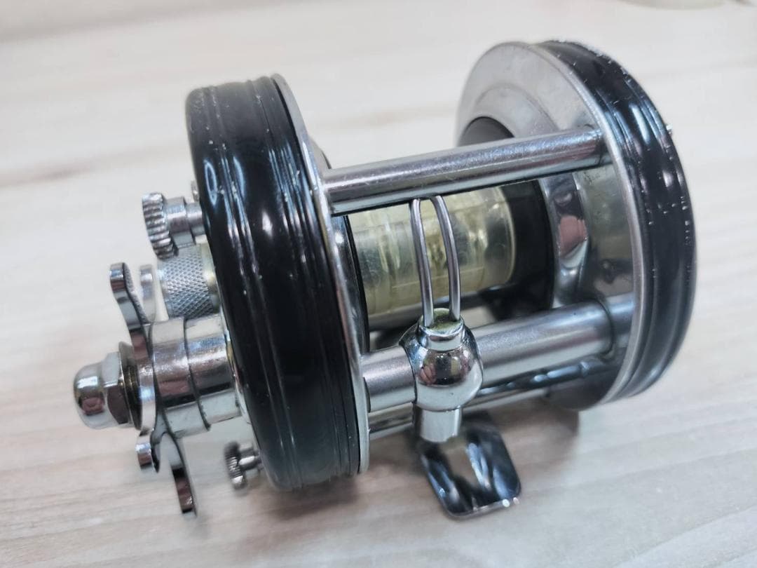 ☆ジャンク　ハンドルなし　ABU GARCIA アブ アンバサダー 5500C